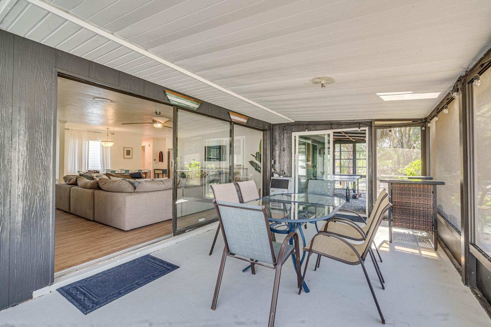 Riverfront Home With Boat Dock And Kayaks! คริสตัลริเวอร์ ภายนอก รูปภาพ